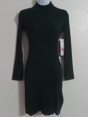 Madden Girl -Ribbed Long Sleeve Dress
